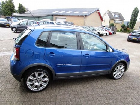 Volkswagen Polo - 1.4-16V Cross - 1