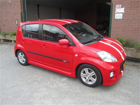 Daihatsu Sirion 2 - 1.3-16V Sport - 1