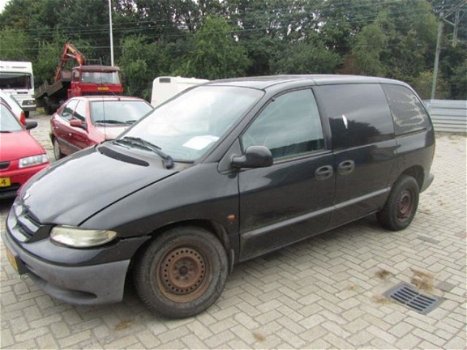 Dodge Ram Van - schade 2.5 td loop/sloop - 1