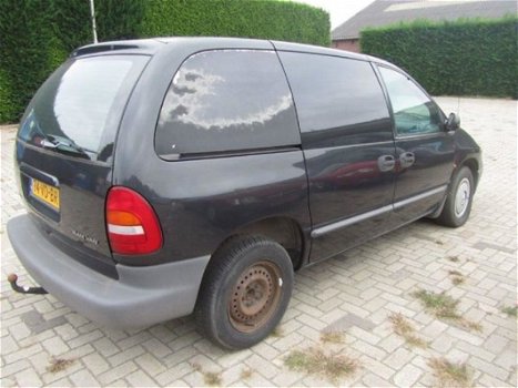 Dodge Ram Van - schade 2.5 td loop/sloop - 1