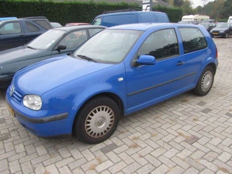 Volkswagen Golf - 1.9 TDI Comfortline - 1