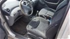 Toyota Yaris - 1.0-16V VVT-i YORIN - 1 - Thumbnail