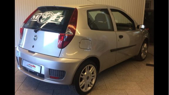 Fiat Punto - 1.2 Sound Sportsound 3drs AIRCO NIEUWE APK - 1