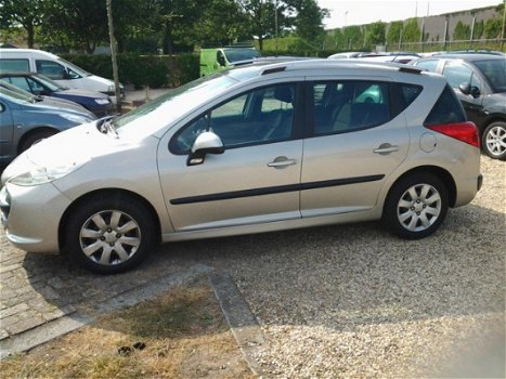 Peugeot 207 SW - 1.4 VTi XS Zeer lux, s panoradak airco - 1