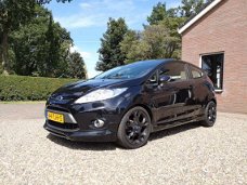 Ford Fiesta - 1.6 Metal , zeer netjes en goed onderhouden