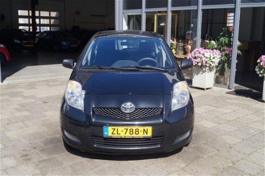 Toyota Yaris - 1.0 VVTi Acces / Elek-Pakket / 5-DRS / NW APK / Garantie - 1