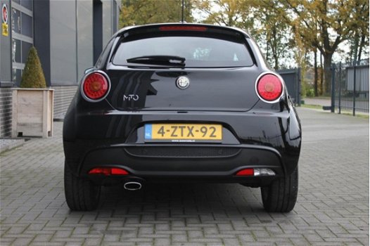 Alfa Romeo MiTo - 1.3 JTDm ECO Exclusive / Navigatie / 1e eigenaar / Alfa dealer onderhouden / PDC - 1