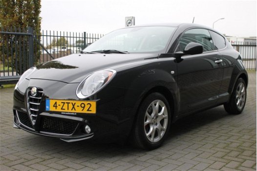 Alfa Romeo MiTo - 1.3 JTDm ECO Exclusive / Navigatie / 1e eigenaar / Alfa dealer onderhouden / PDC - 1