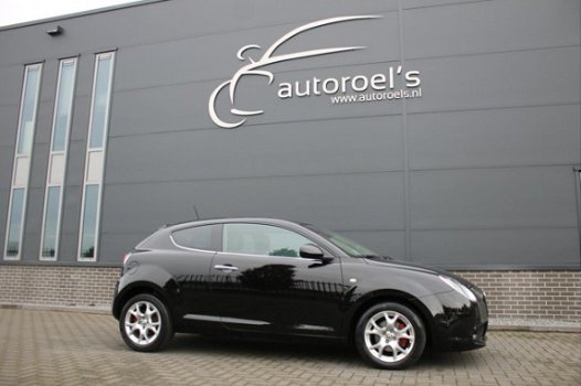 Alfa Romeo MiTo - 1.3 JTDm ECO Exclusive / Navigatie / 1e eigenaar / Alfa dealer onderhouden / PDC - 1