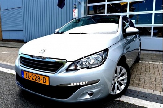 Peugeot 308 - 1.2 PureTech Style ECC/PDC/LM16/NAVI/PANORAMADAK - 1