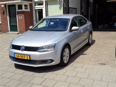 Volkswagen Jetta - 1.2 TSI BMT TRENDLINE - 1