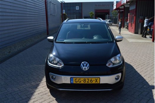 Volkswagen Up! - 1.0 cross up BlueMotion O.a.: 16 Inch L.M., Navi, Pdc, etc - 1