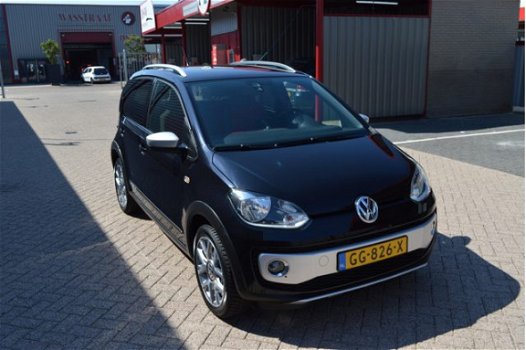 Volkswagen Up! - 1.0 cross up BlueMotion O.a.: 16 Inch L.M., Navi, Pdc, etc - 1