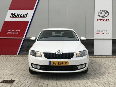 Skoda Octavia - 1.2 TSI Greentech Ambition Automaat Clima Cruise PDC - 1