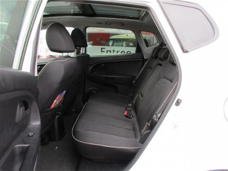 Kia Venga - 1.4 Vibe 7 JAAR GARANTIE - 1