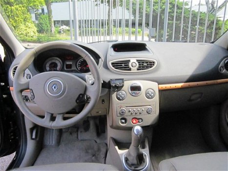 Renault Clio - 1.6 16V 82KW 5-DRS E4 Initiale - 1