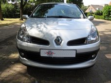 Renault Clio - 1.2-16V Expression + Airco