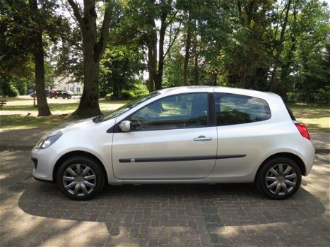 Renault Clio - 1.2-16V Expression + Airco - 1