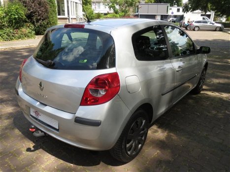 Renault Clio - 1.2-16V Expression + Airco - 1