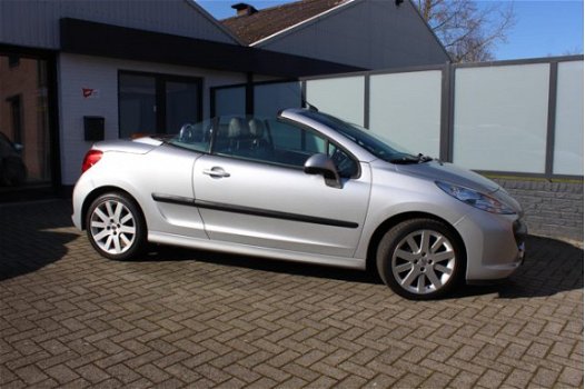 Peugeot 207 CC - 1.6-16V T FÉLINE LEER KLIMA JBL - 1