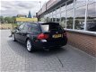 BMW 3-serie Touring - 320d Business Line Oudjaar korting 1000, - euro voordeel - 1 - Thumbnail