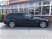 BMW 3-serie Touring - 320d Business Line Oudjaar korting 1000, - euro voordeel - 1 - Thumbnail