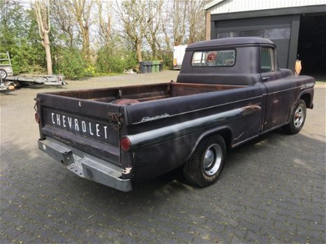 Chevrolet Silverado - 30 Apache - 1