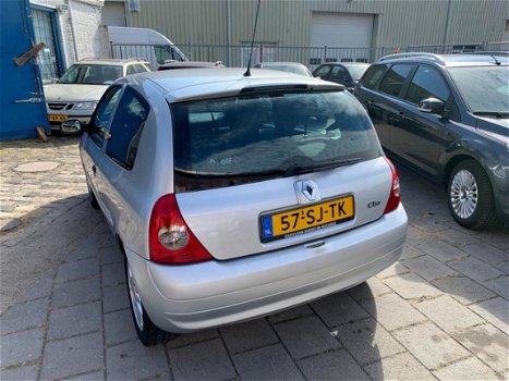 Renault Clio - 1.2-16V Community - 1