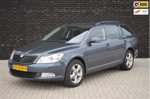 Skoda Octavia Combi - 1.4 TSI Ambition NWE distr ketting/Cruise /Airco/Parkeersens achter/Electr ram - 1