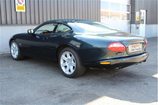 Jaguar XK8 - 4.0 V8 Coupé - 1