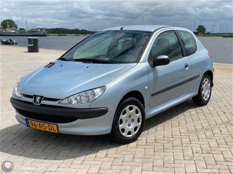 Peugeot 206 - 1.4 X-line - 1