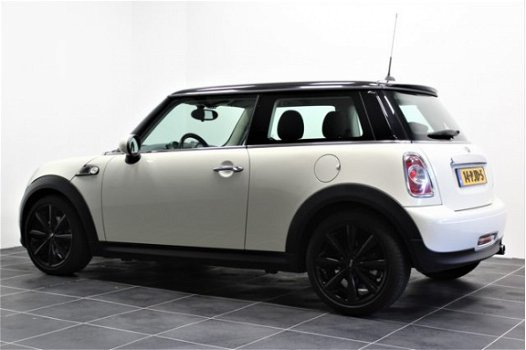 Mini Mini Cooper - 1.6 Navi/Airco/Dealeronderhouden - 1