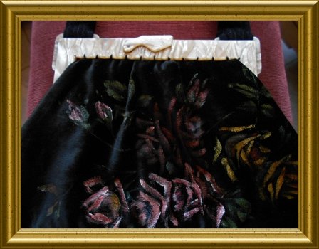 Oud tasje : bloemen // vintage purse with painted flowers - 2