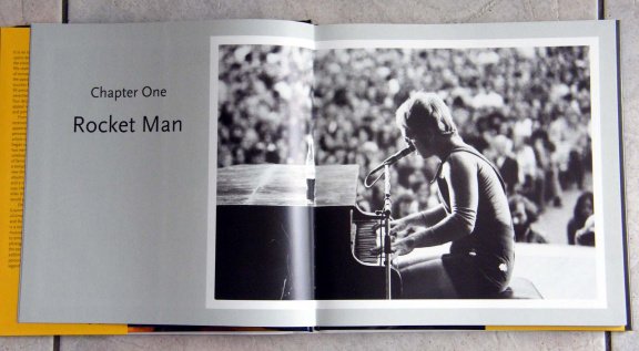Elton John the illustrated biography - 3