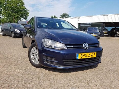 Volkswagen Golf - 1.6 TDI Trendline BlueMotion 5drs nav - 1