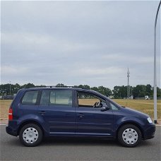 Volkswagen Touran - 1.6 Business