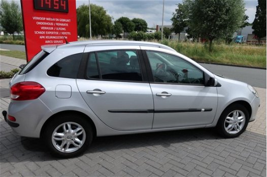 Renault Clio Estate - 1.6-16V Dynamique - 1