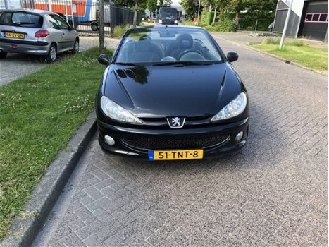 Peugeot 206 CC - 1.6-16V zwart 2004 - 1