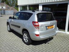 Toyota RAV4 - 2.0 VVTi Dynamic 2WD Airco/Trekhaak/Cruise-control