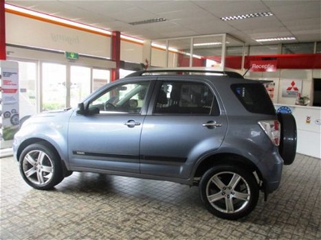 Daihatsu Terios - 1.5-16v Expedition 2WD dealer auto airco luxe uitvoering 86.208 KM - 1