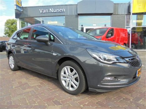 Opel Astra - 1.0 Turbo 105pk Business+/Navi/Clima/Cruise/PDC - 1