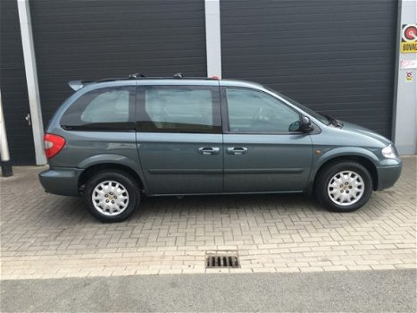 Chrysler Voyager - 3.3I V6 BUSINESS EDITION - 1