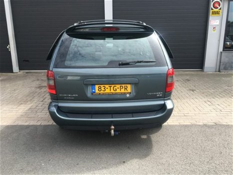 Chrysler Voyager - 3.3I V6 BUSINESS EDITION - 1