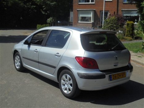 Peugeot 307 - 1.6-16V XS * Airco * 5Drs * Nw-Apk * LEUK - 1