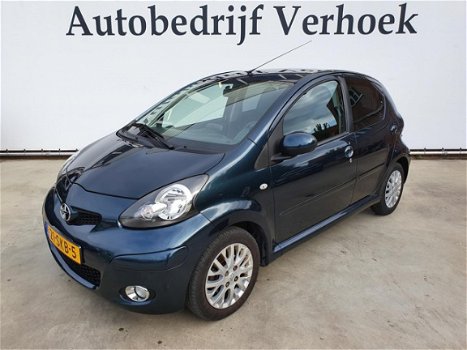 Toyota Aygo - 1.0 5DRS AUTOMAAT NAVIGATIE - 1