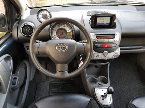 Toyota Aygo - 1.0 5DRS AUTOMAAT NAVIGATIE - 1