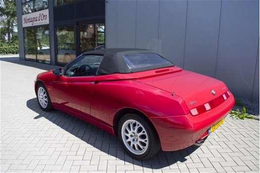 Alfa Romeo Spider - 1.8-16V T.Spark - 1