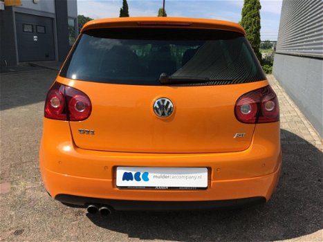 Volkswagen Golf - 2.0 TFSI GTI DSG Full options Oranje Is er maar 1 van - 1