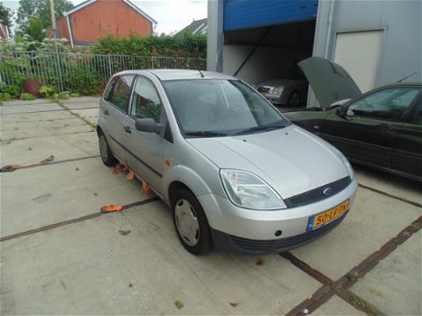 Ford Fiesta - 1.3 Core - 1