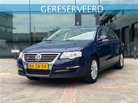 Volkswagen Passat - 1.6 16V FSI Highline - 1